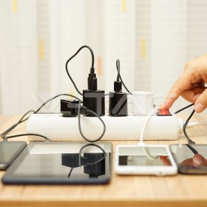 5 Гнезда Разклонител С Ключ 3 Х 1.5 - 2 Х 1.5М Бял